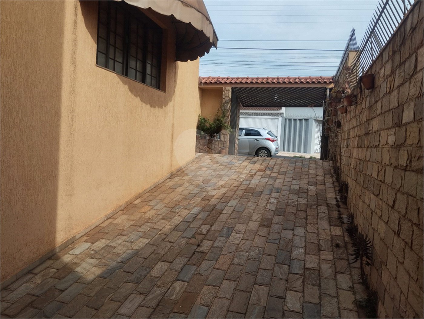 Sobrado à venda com 3 quartos, sendo 1 suíte, em Jardim Nova América, Araraquara, SP