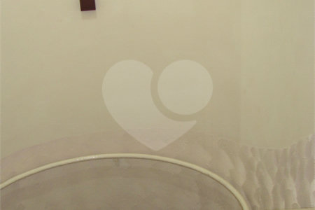 Casa à venda com 3 quartos, sendo 1 suíte, no condomínio Estância Marambaia, Vinhedo - SP