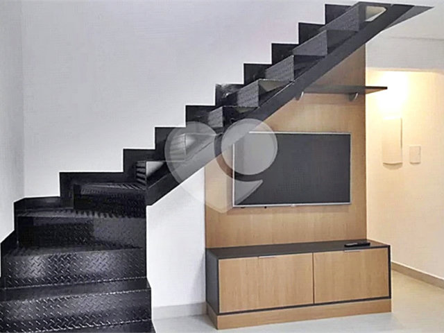 Sobrado à venda com 2 quartos em Santana, São Paulo, SP