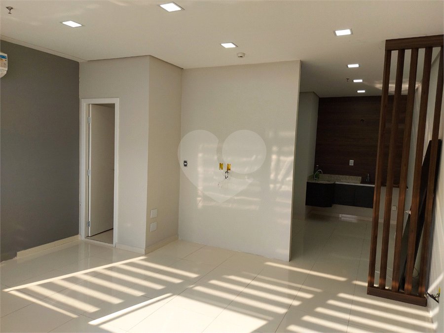 Sala à venda em Vila Mogilar, Mogi das Cruzes, SP