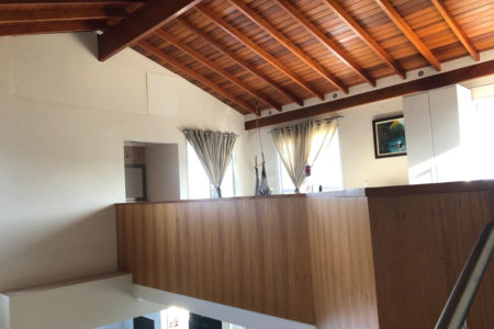 Casa à venda com 5 quartos, sendo 2 suítes, no condomínio Terras de Santa Izabel, Salto - SP