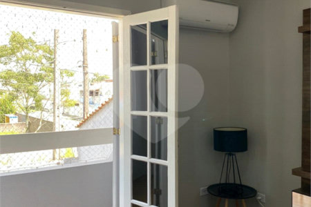 Casa à venda com 3 quartos, sendo 1 suíte, em Jardim Márcia, Suzano, SP
