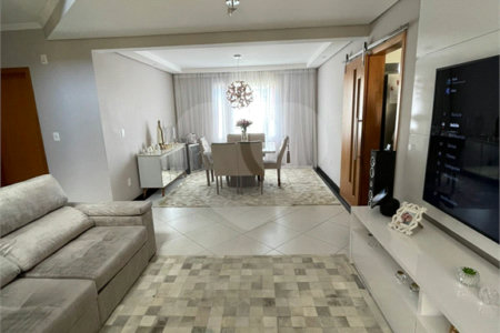Casa à venda com 4 suítes no condomínio Aruã Lagos, Mogi das Cruzes - SP