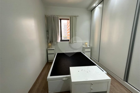 Apartamento à venda com 1 quarto em Moema, São Paulo, SP