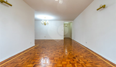 Apartamento à venda com 3 quartos, sendo 1 suíte,  em Pinheiros, São Paulo, SP
