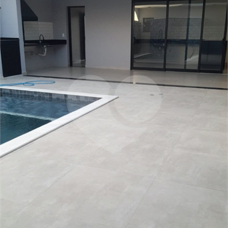 Casa à venda com 3 suítes no condomínio Jardim Laguna, Indaiatuba - SP