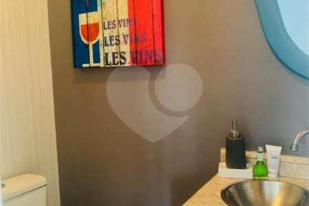 Apartamento à venda ou para alugar com 3 quartos, sendo 2 suítes,  em Vila Suzana, São Paulo, SP