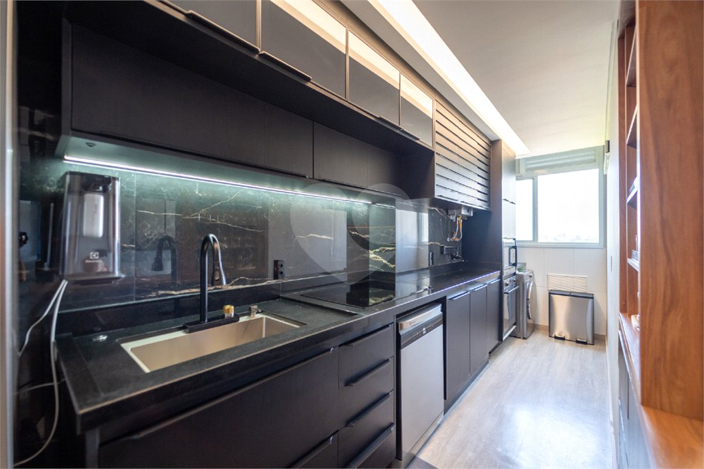 Apartamento à venda com 2 quartos, sendo 1 suíte, em Alto da Boa Vista, São Paulo, SP