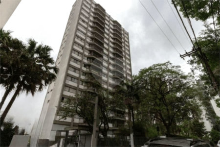 Apartamento à venda com 3 quartos, sendo 1 suíte,  em Vila Andrade, São Paulo, SP
