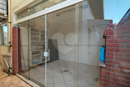 Casa à venda com 3 quartos, sendo 1 suíte,  no Centro, Itapetininga, SP