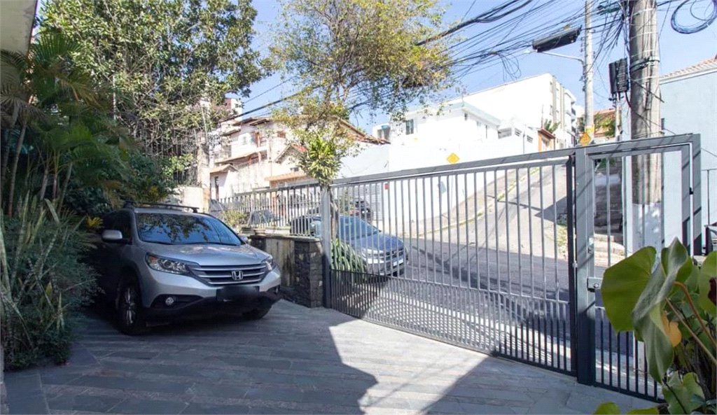 Sobrado à venda com 5 quartos, sendo 1 suíte, em Tucuruvi, São Paulo, SP