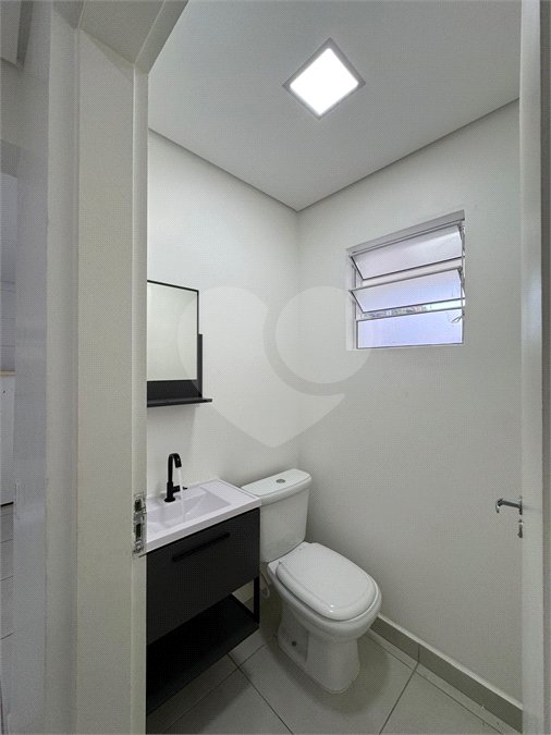 Casa para alugar com 4 suítes em Jardim Maristela, Atibaia, SP