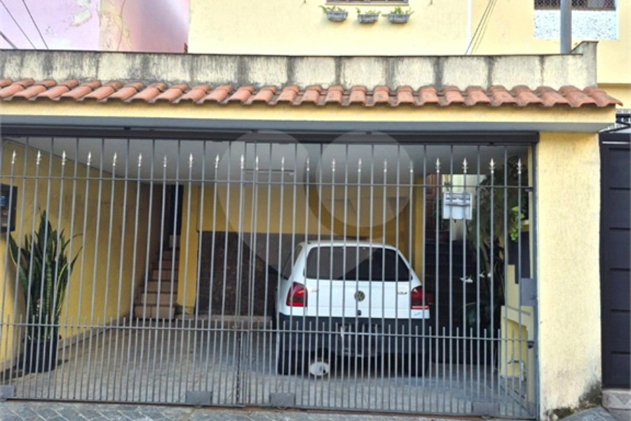 Sobrado à venda com 4 quartos em Tremembé, São Paulo, SP