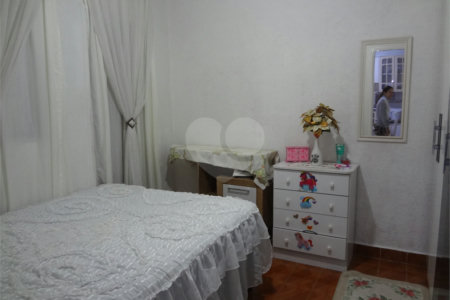 Casa à venda com 3 quartos, sendo 1 suíte, em Vila Medeiros, São Paulo, SP