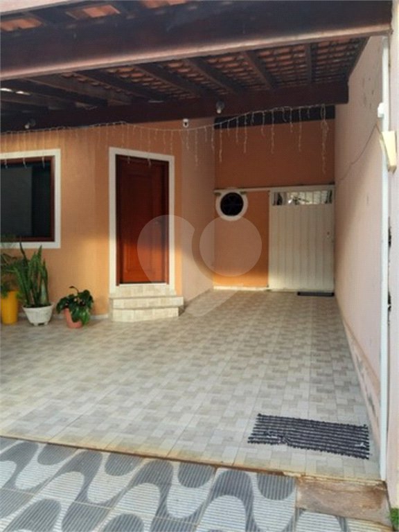 Casa à venda com 2 quartos, sendo 1 suíte, em Altos de Votorantim, Votorantim, SP