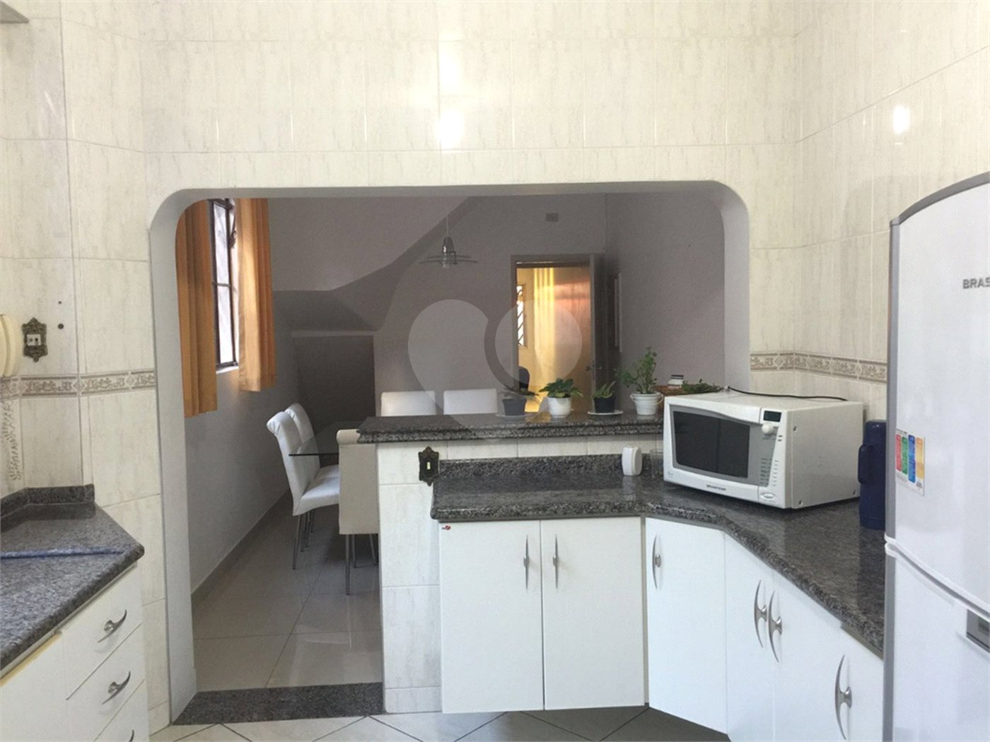 Casa à venda com 6 quartos, sendo 3 suítes, em Parque Jabaquara, São Paulo, SP