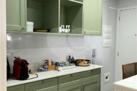 Apartamento à venda com 4 quartos, sendo 1 suíte,  em Parque São Jorge, São Paulo, SP