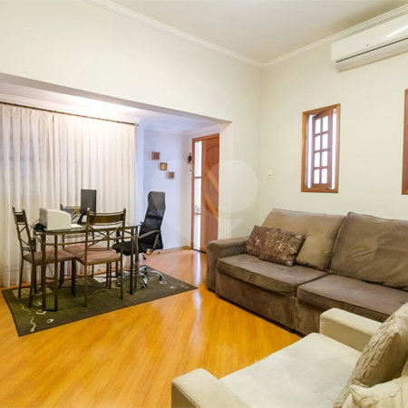 Casa à venda com 3 quartos, sendo 1 suíte, em Perdizes, São Paulo, SP