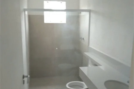 Casa à venda com 4 suítes no condomínio Saint Thomás Rua Uruana,9, Carapicuíba - SP