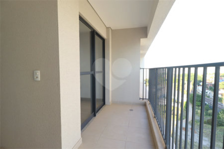 Apartamento à venda com 3 quartos, sendo 1 suíte, em Vila Anastácio, São Paulo, SP