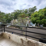 Casa à venda com 3 quartos, sendo 1 suíte, no condomínio New Village, Cotia - SP