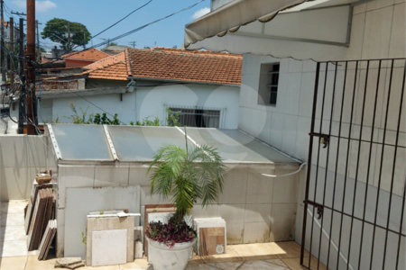 Casa à venda com 4 quartos, sendo 1 suíte, em Vila Pirajussara, São Paulo, SP