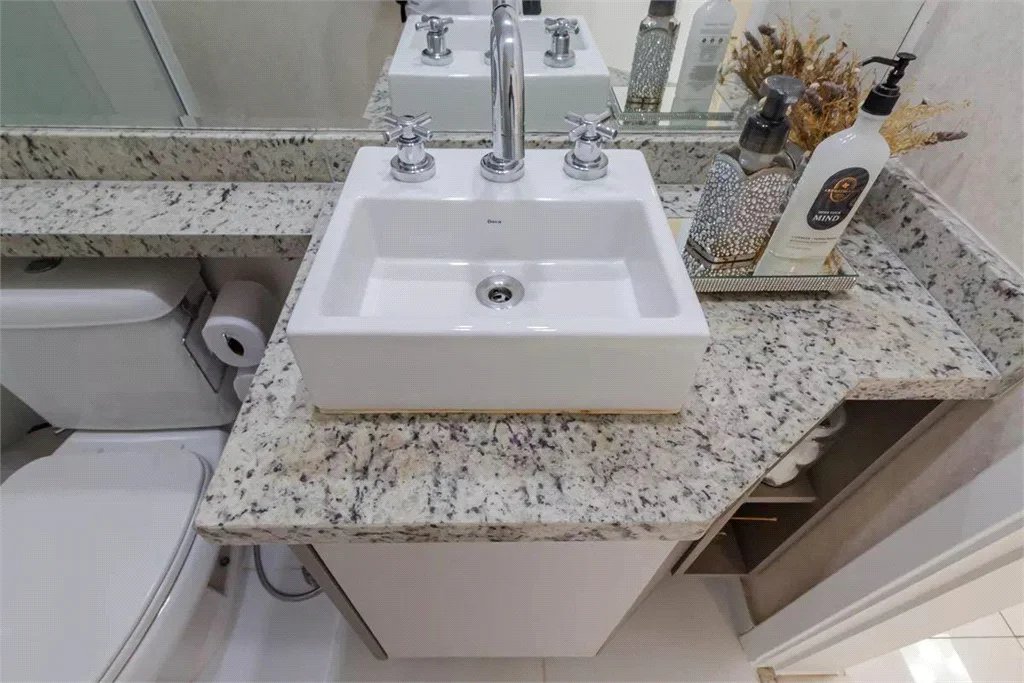 Apartamento à venda com 2 quartos, sendo 1 suíte, em Vila Andrade, São Paulo, SP