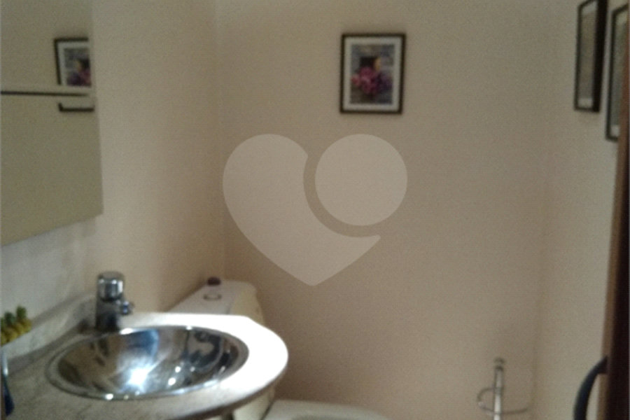 Apartamento à venda com 3 quartos, sendo 1 suíte,  em Bela Vista, São Paulo, SP