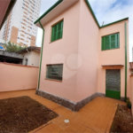 Sobrado à venda com 3 quartos em Vila Gumercindo, São Paulo, SP