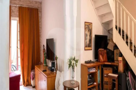 Casa à venda com 3 quartos, sendo 1 suíte, em Cambuci, São Paulo, SP