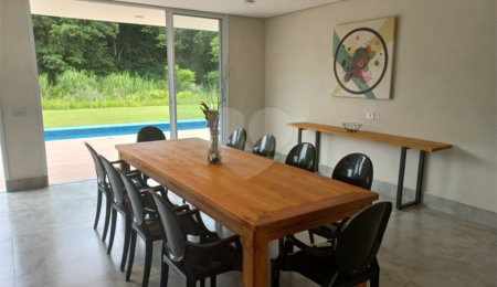 Casa à venda com 5 suítes no condomínio Porto Atibaia, Atibaia - SP