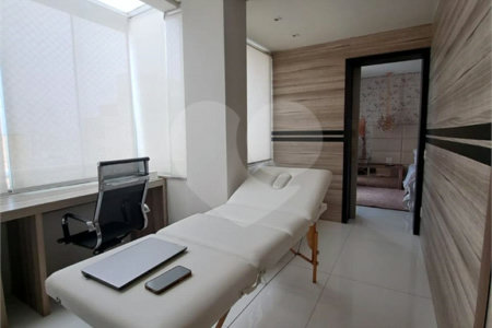 Apartamento à venda com 3 suítes no Centro, Santo André, SP