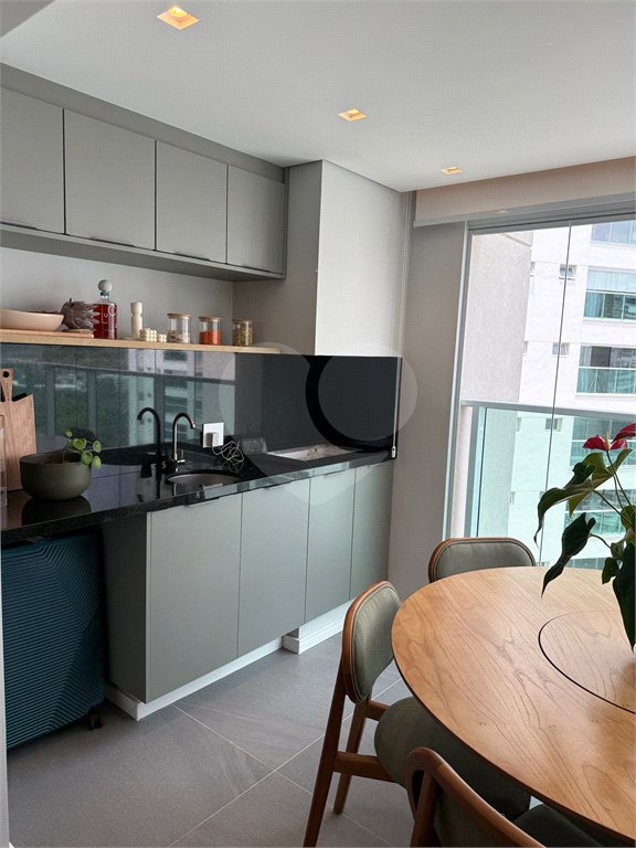 Apartamento à venda com 2 quartos, sendo 1 suíte,  em Vila Mogilar, Mogi das Cruzes, SP