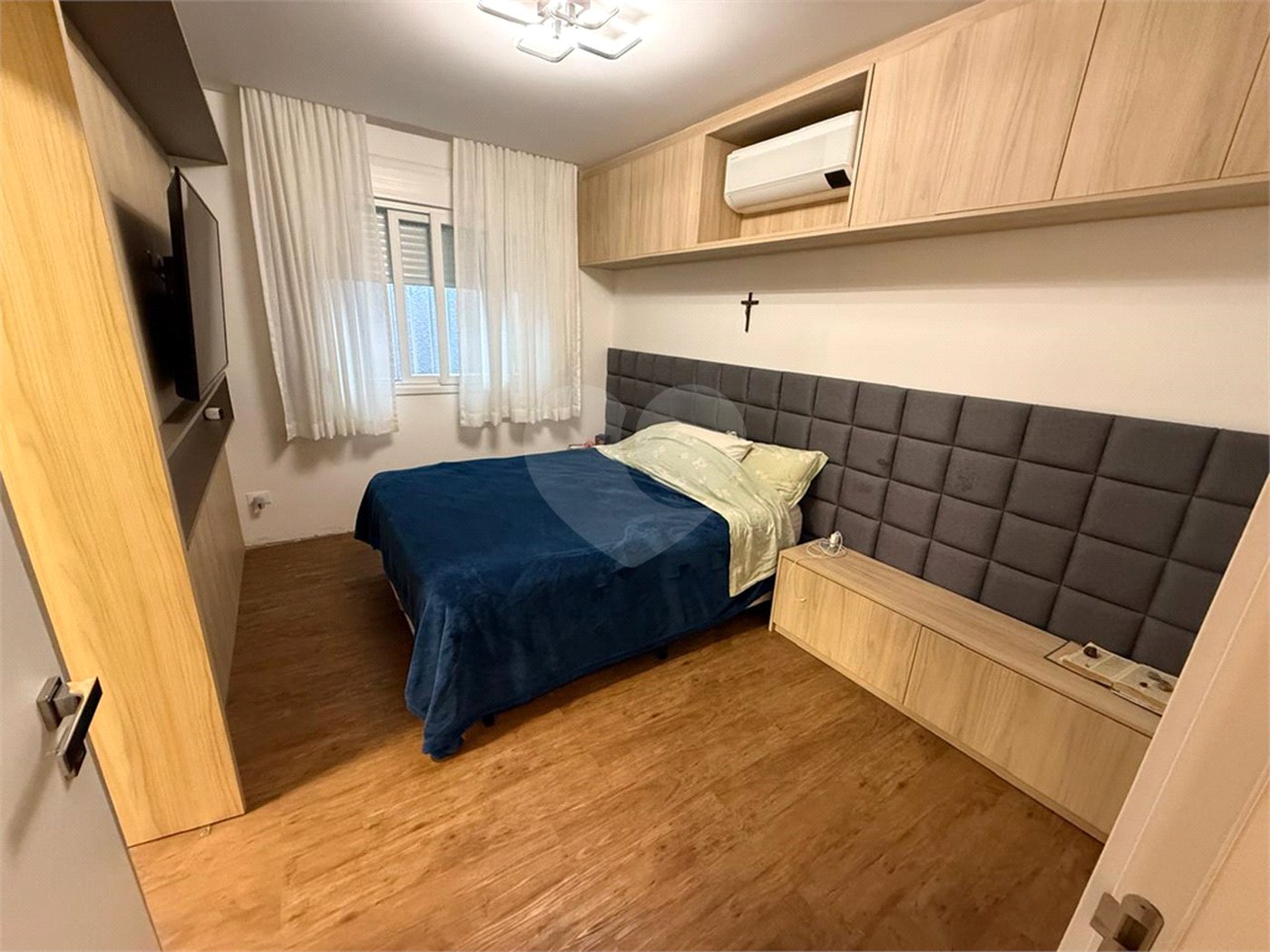 Sobrado à venda com 5 quartos, sendo 3 suítes, em Jardim Franca, São Paulo, SP