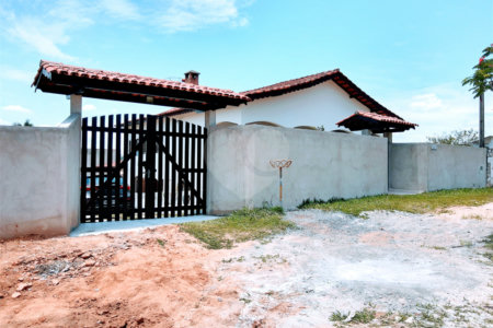 Chácara à venda com 5 quartos, sendo 1 suíte,  em Alpes do Sarapu, Salto de Pirapora, SP