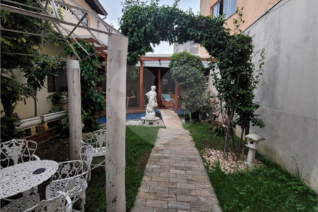 Casa à venda com 4 quartos, sendo 2 suítes,  em Vila Bela Flor, Mogi das Cruzes, SP
