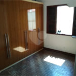 Sobrado à venda com 4 quartos, sendo 1 suíte, em Vila Constança, São Paulo, SP