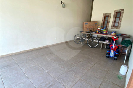 Casa em condomínio à venda com 4 quartos, sendo 1 suíte, em Baleia, São Pedro da Aldeia, RJ