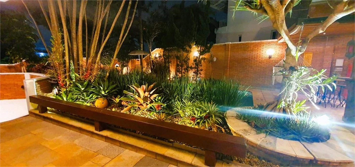 Casa à venda com 5 suítes em Jardim Leonor, São Paulo, SP