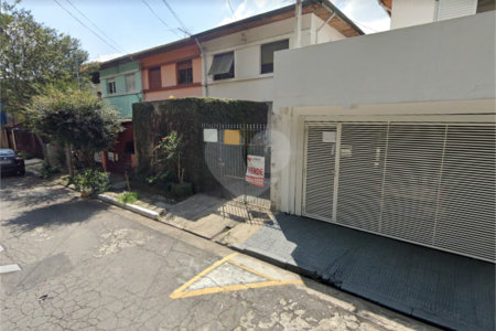 Sobrado à venda com 3 quartos, sendo 1 suíte, em Granja Julieta, São Paulo, SP