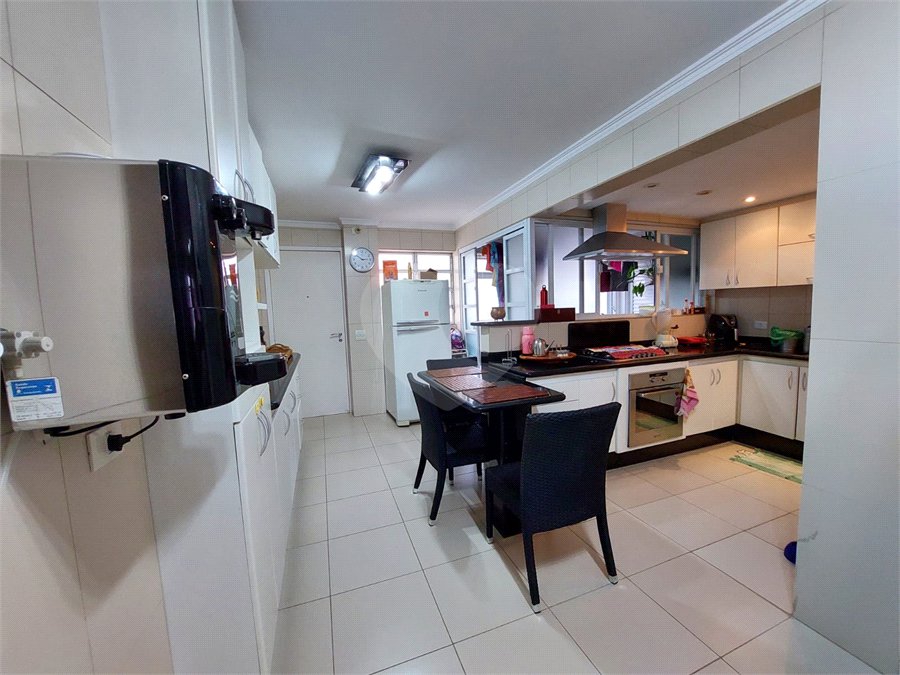 Apartamento à venda com 3 quartos, sendo 1 suíte, em Perdizes, São Paulo, SP