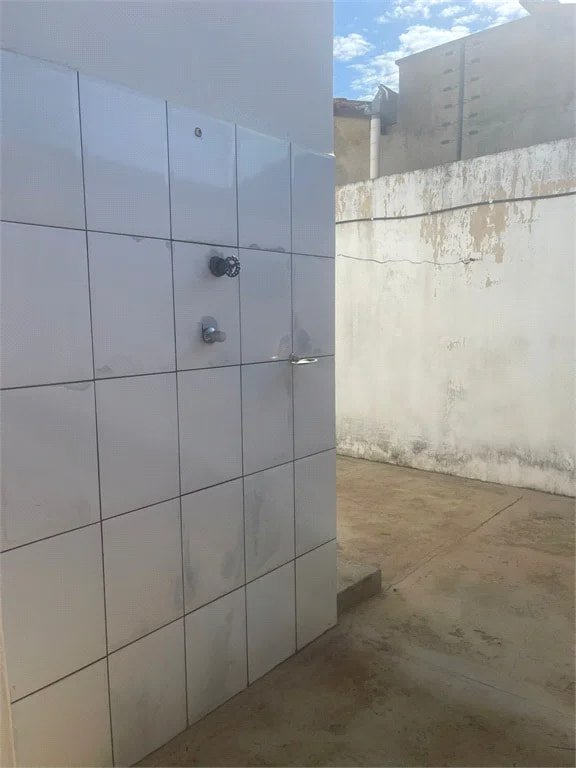 Casa para alugar com 3 quartos, sendo 1 suíte, em Setor Industrial, Balsas, MA