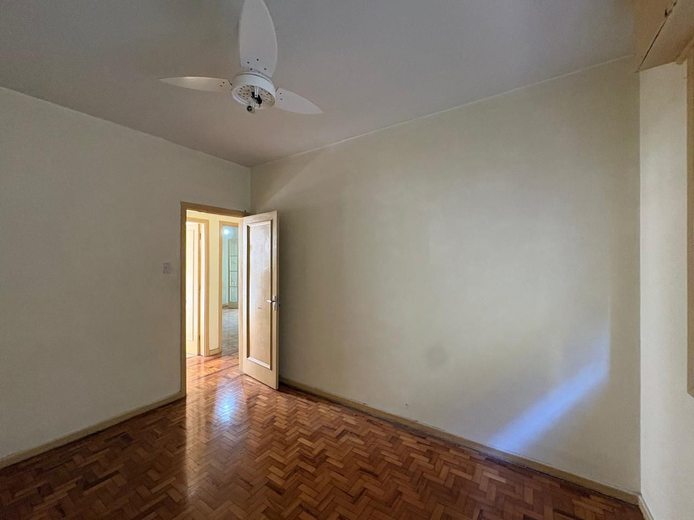 Apartamento com 3 dormitórios à venda, 112 m² por R$ 500.000,00 - Pompéia - Santos/SP