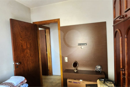 Apartamento à venda com 2 quartos, sendo 1 suíte,  em Vila Regente Feijó, São Paulo, SP