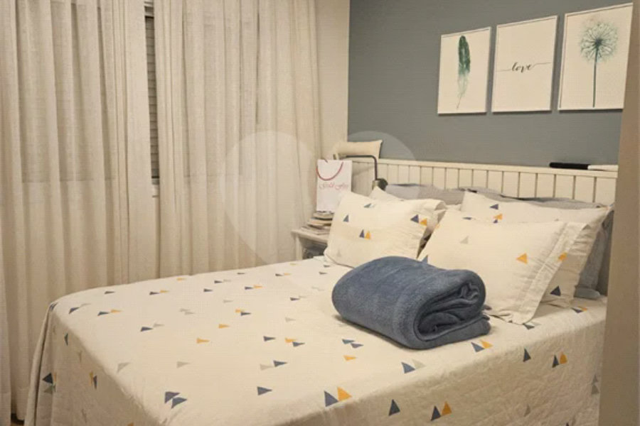 Apartamento à venda com 2 quartos, sendo 1 suíte, em Jardim Leonor Mendes de Barros, São Paulo, SP
