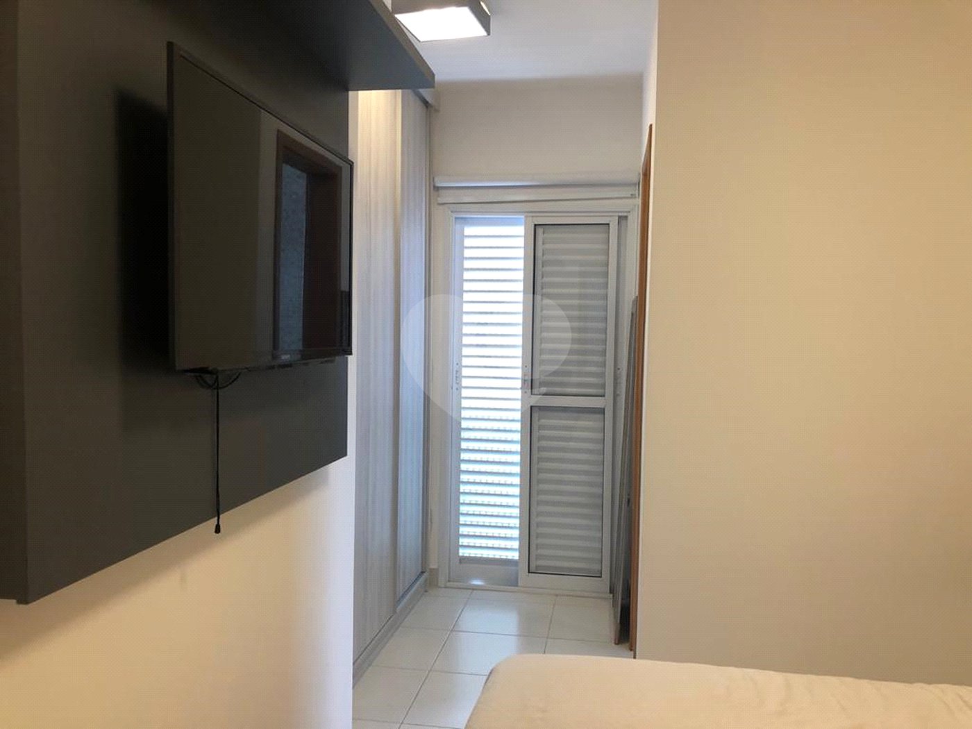Casa à venda com 2 suítes no condomínio martinha, São Paulo - SP