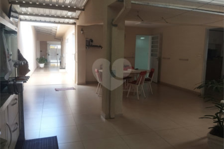 Casa Térrea à venda com 3 quartos, sendo 1 suíte, em Jardim Botânico, Araraquara, SP