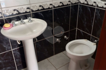 Casa à venda com 4 quartos, sendo 1 suíte, em Nova Vinhedo, Vinhedo, SP