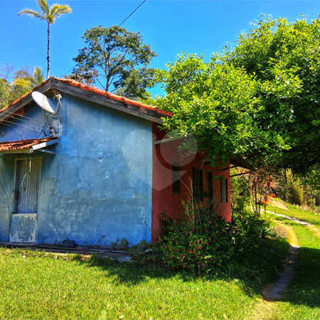 Sítio à venda com 3 quartos, sendo 1 suíte,  em Gabriel Piza, São Roque, SP
