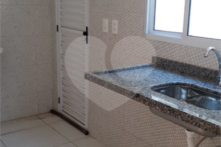 Sobrado à venda com 2 quartos em Jardim das Nações, Salto, SP